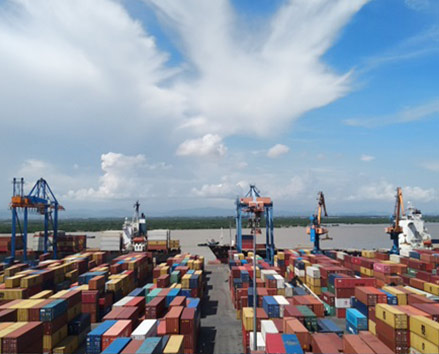 Economic breathing from goods through seaports
